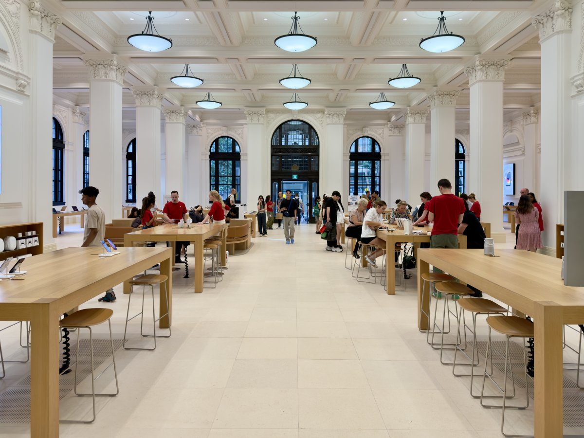 Apple celosvětově zvýšil ceny Maců a iPadů až o 25 %. iPhonu se zdražování vyhnulo, na vině je hlad AI po pamětích