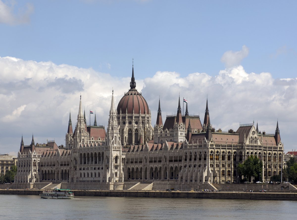 Budapešť platila jižnoslovenský Ma7. Od roku 2018 více než 4,3 miliardy forintů, nyní to prověřuje nová vláda