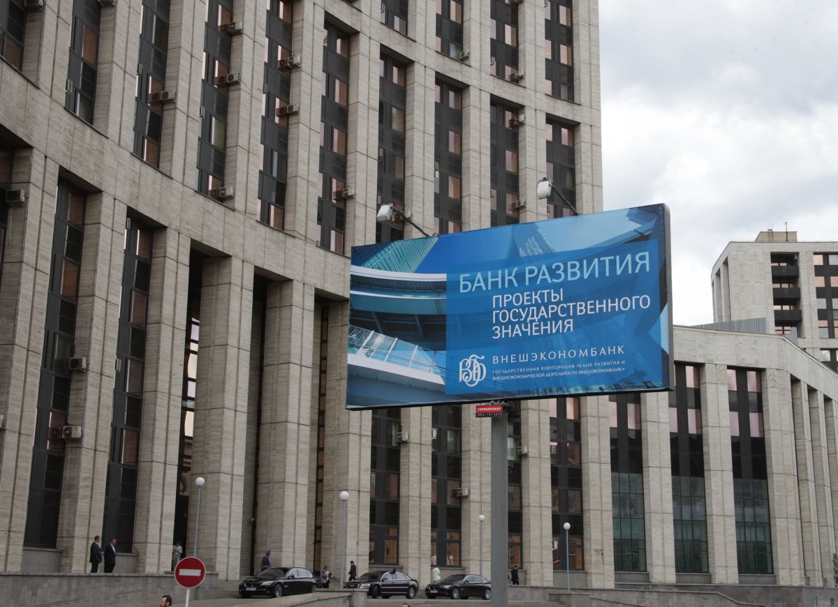 Ruská státní banka vyhodila hlavního ekonoma. Řekl, že vyčerpávací válku Rusko nevyhraje
