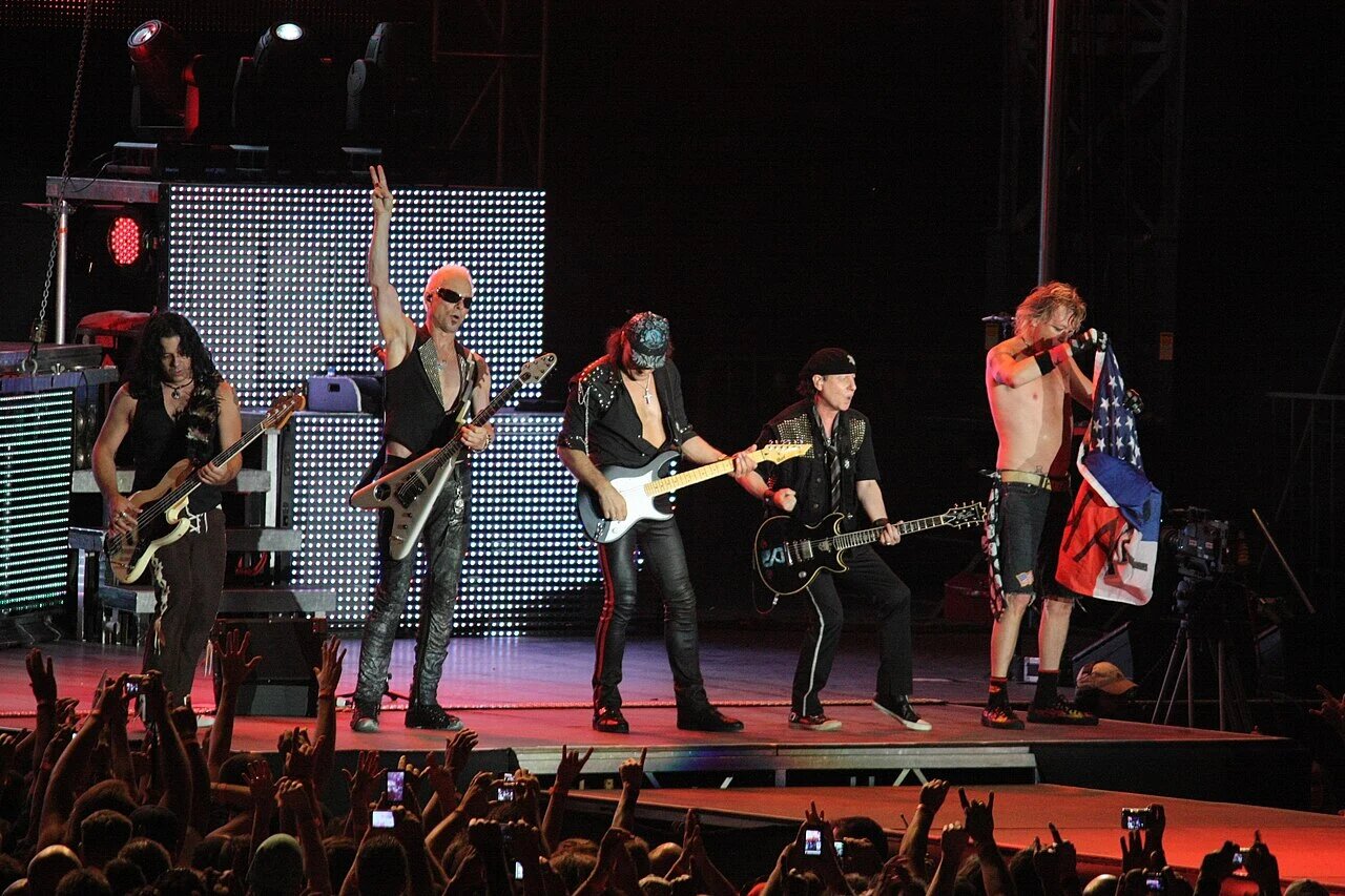 Scorpions odsouvají zářijové koncerty v Mexiku i v Las Vegas. Náhradní termíny jsou až v roce 2027