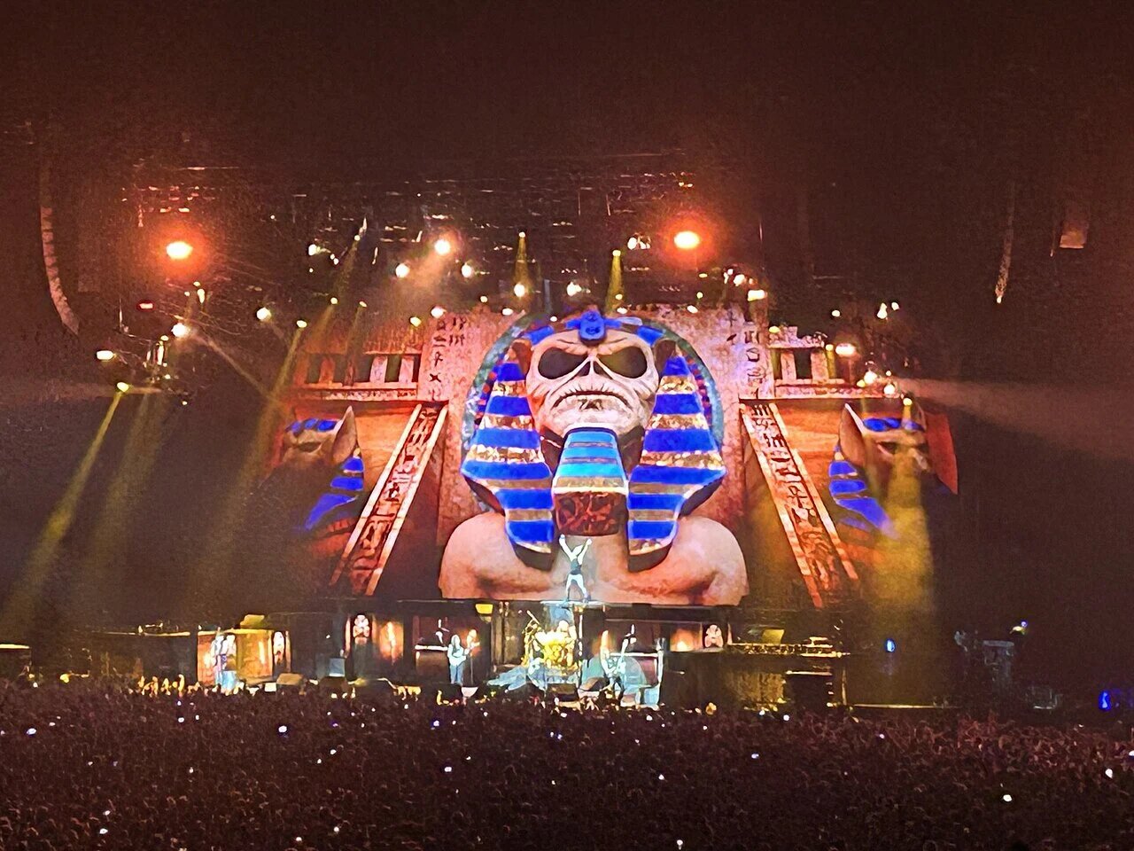 Iron Maiden vydávají k 50. výročí box set. Devět alb z let 1980 až 1992 na barevném vinylu