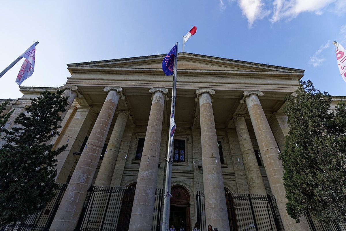 Na Maltě může přijít nový proces v kauze vraždy novinářky. Prokuratura chce podle médií napadnout průběh porotního řízení, ne důkazy