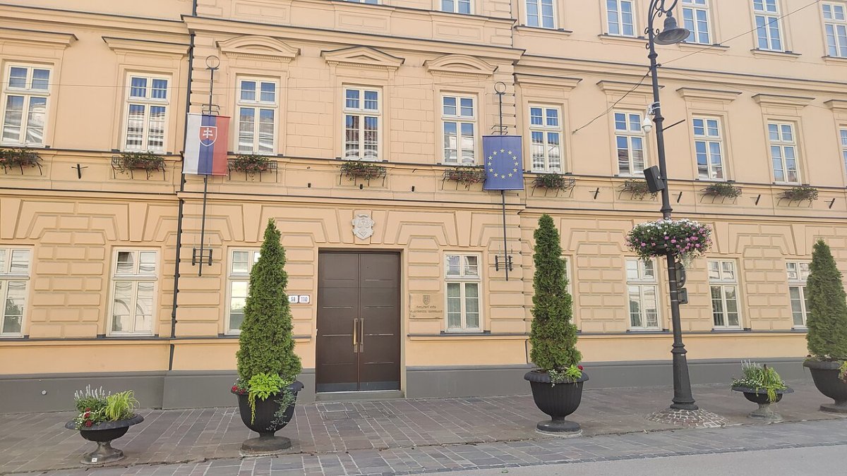 O čem píše Slovensko: Taraba odmítá odejít, Danko hrozí ultimátem přes parlament. Obžalovaný Gašpar předpovídá jeho konec