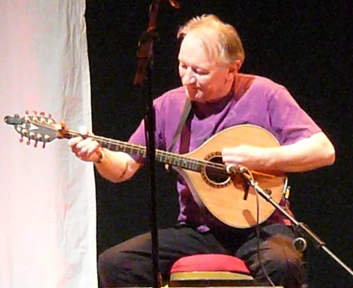 Zemřel Dónal Lunny, legenda irské hudby a spoluzakladatel Planxty