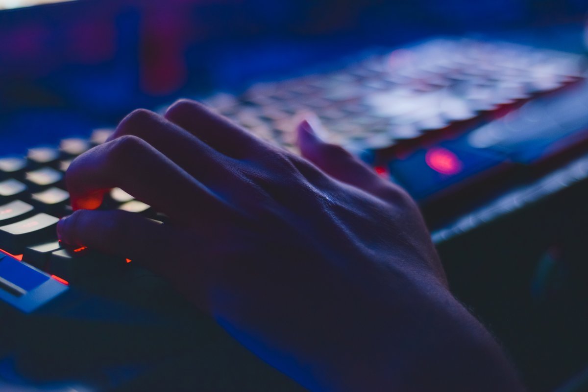 Meta začne zaznamenávat práci zaměstnanců na PC. Data použije na trénink AI