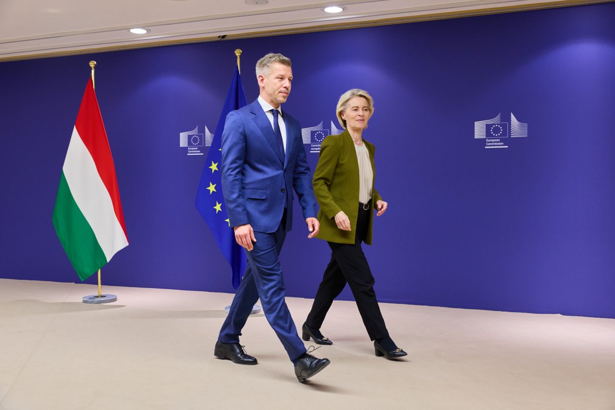 Maďarsko chce do 31. srpna získat 10,4 miliardy z EU. Slovensko jde opačným směrem — žaluje Brusel
