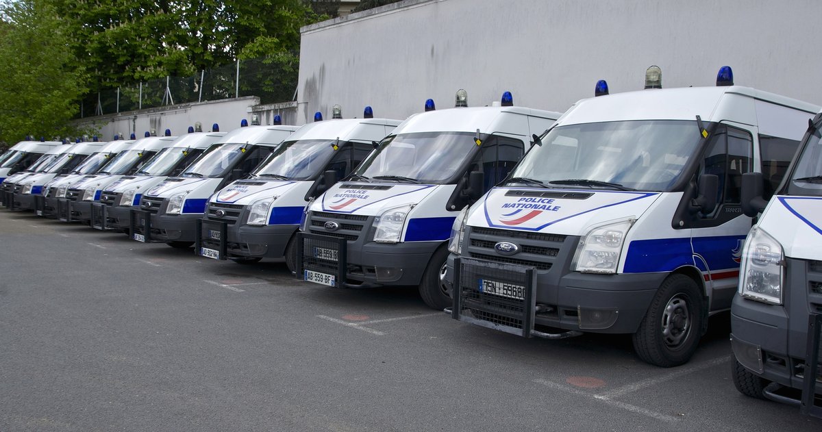 Tři mrtví za měsíc, náctiletí nájemní vrazi: proč Francie nezvládá drogovou válku a Slovensku se zatím vyhýbá