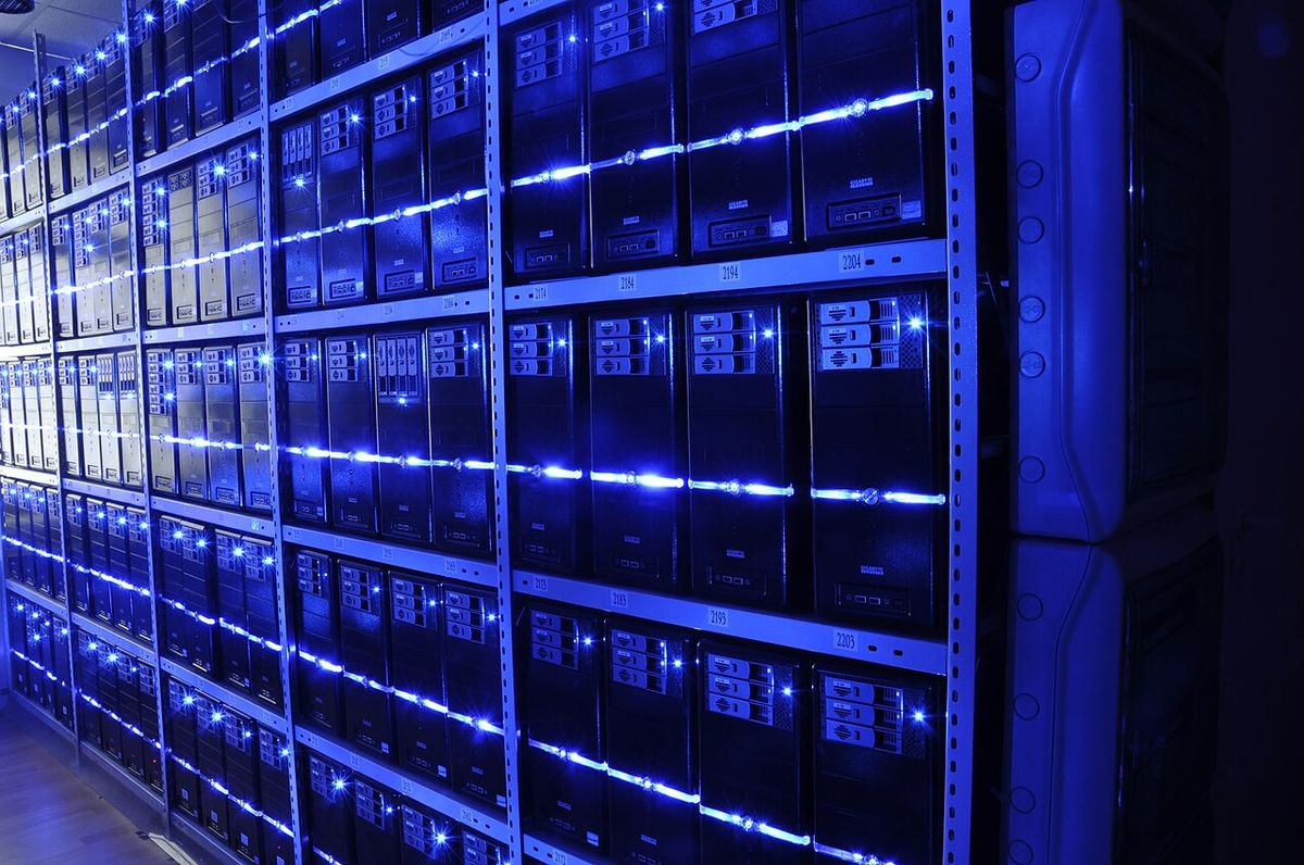 Florida jako první stát USA zažalovala OpenAI. Anthropic míří na burzu a Univerzita OSN vyčíslila vodní stopu datových center
