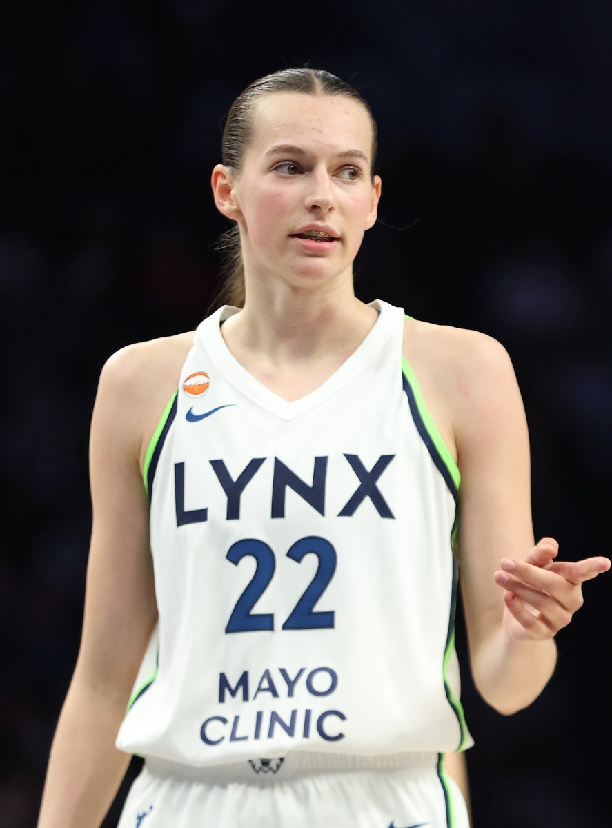 Satoranský je podeváté Basketbalistou roku, Čechová slaví poprvé