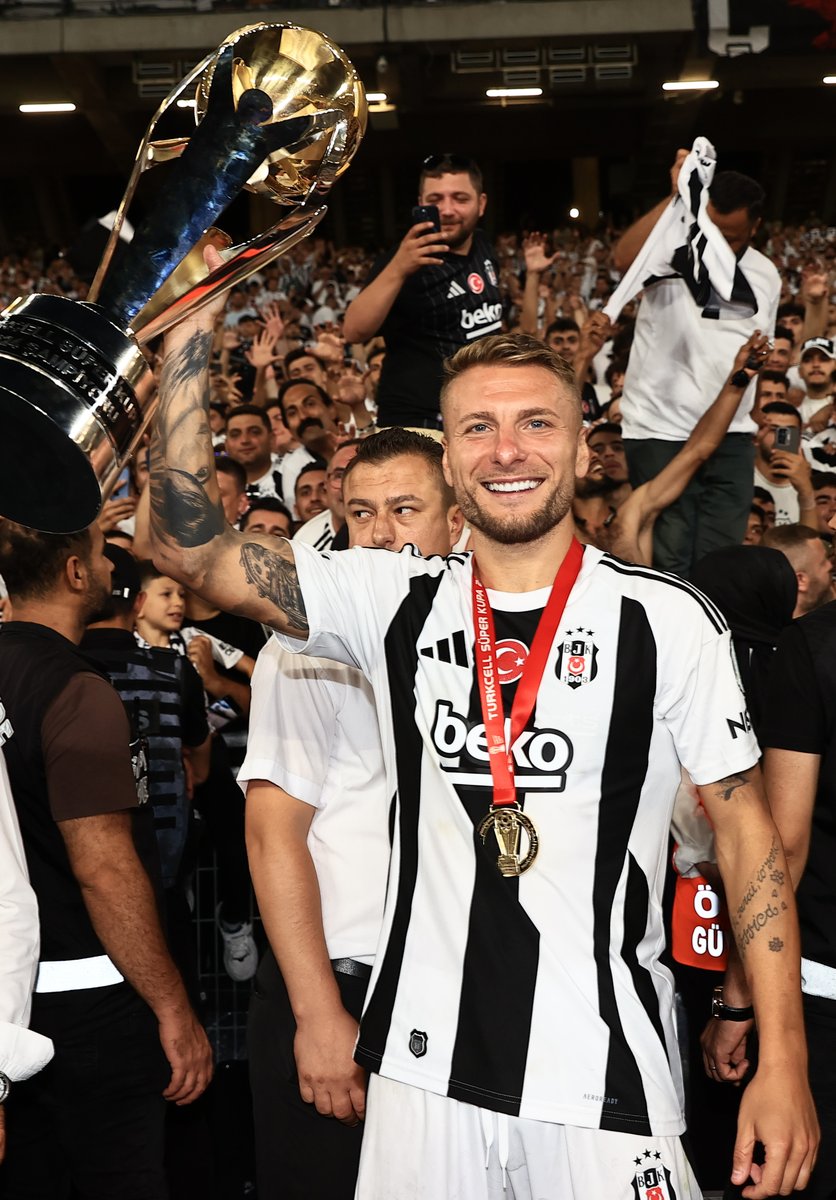 Ciro Immobile ukončil fotbalovou kariéru ve věku 36 let