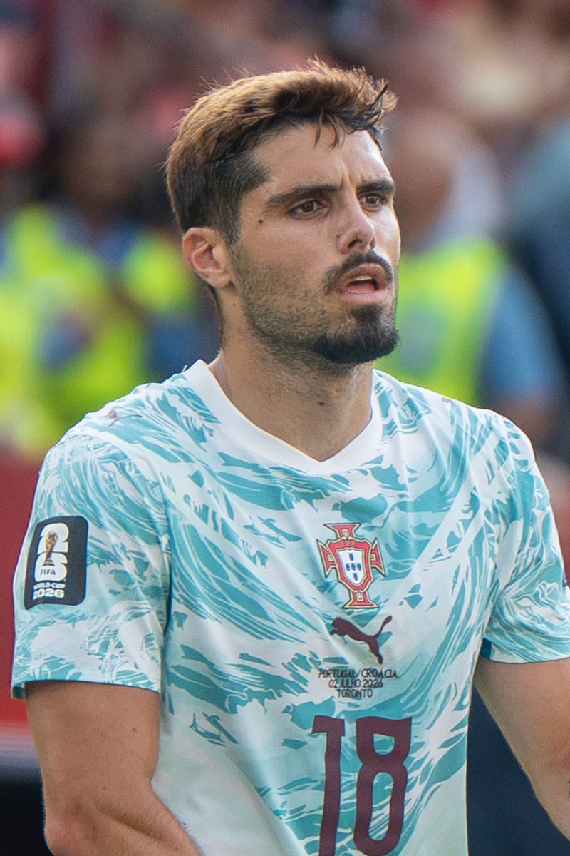 Chelsea před duelem s Hullem prodloužila smlouvu s Netem