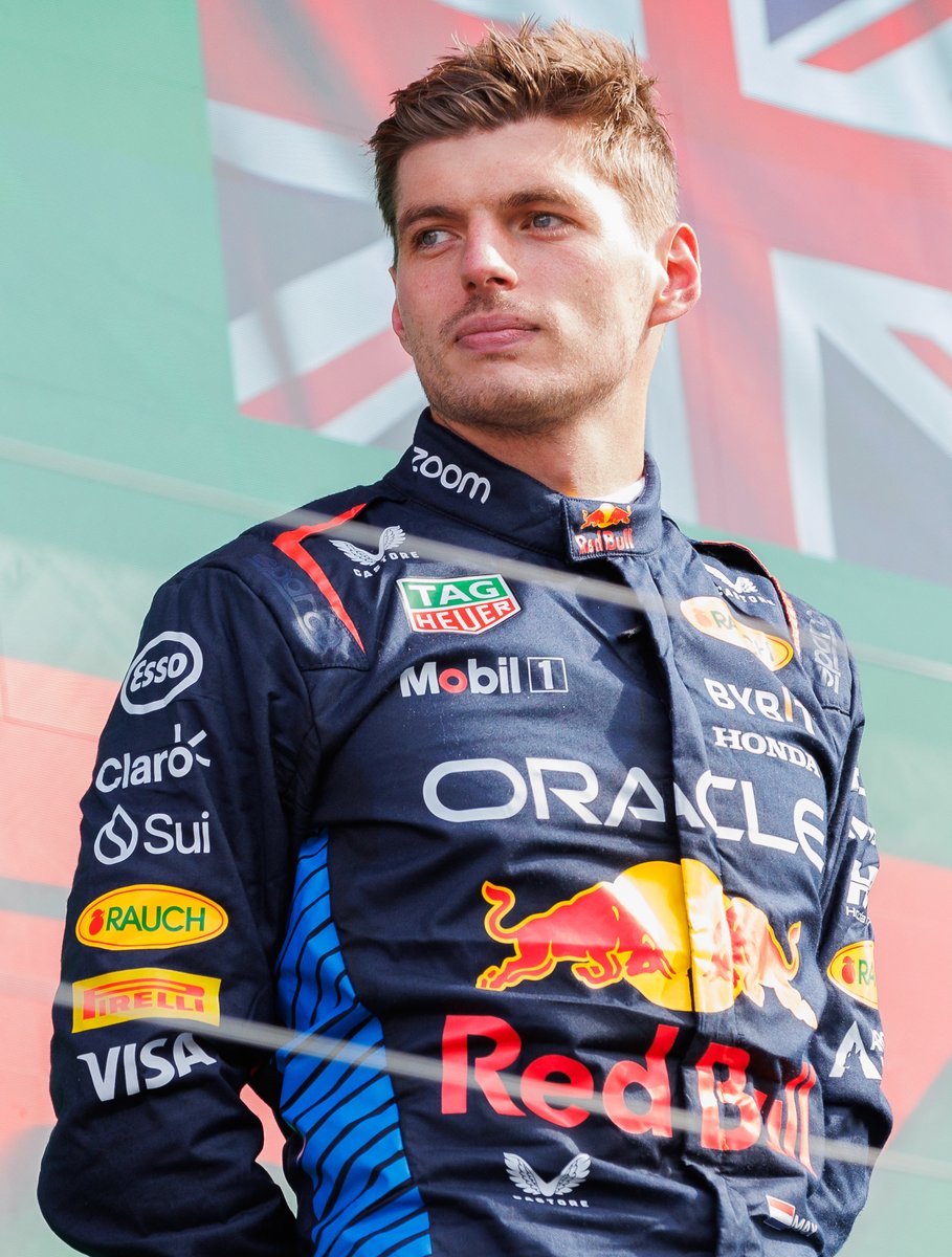 Antonelli vyhrál premiérovou Velkou cenu Madridu před Verstappenem