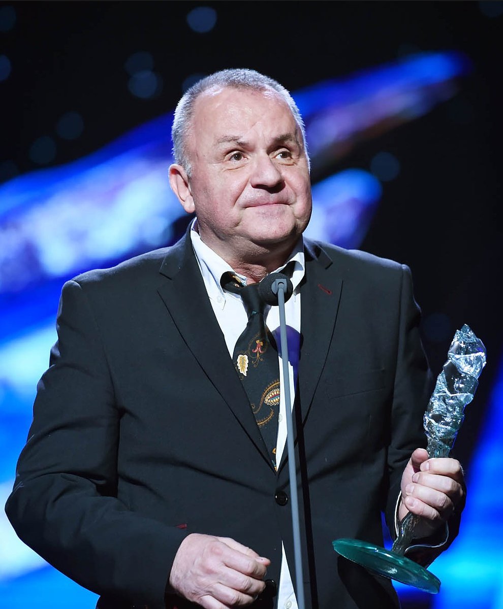 Martin Winkler odstoupil z boje o Bratislavu a podpořil Jozefa Ráže