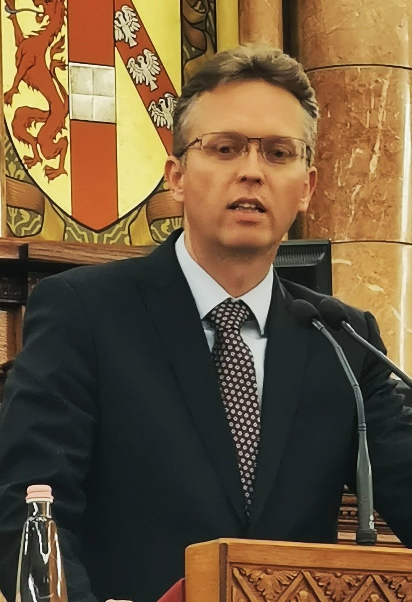 Hankó opustil maďarský parlament, Orbán odvysiela rozhovor